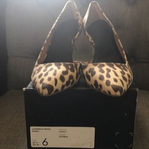 Leopard D’orsay pumps